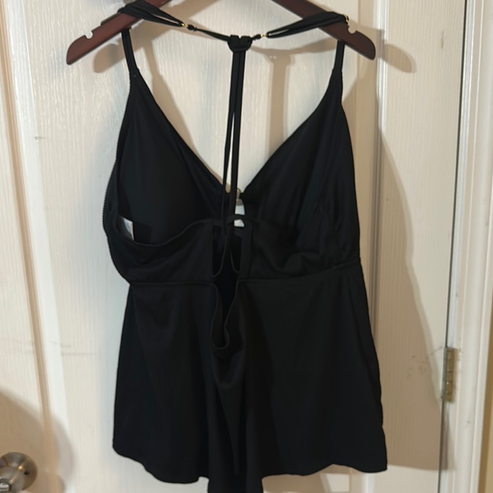 Time and Tru Black Sleeveless Top